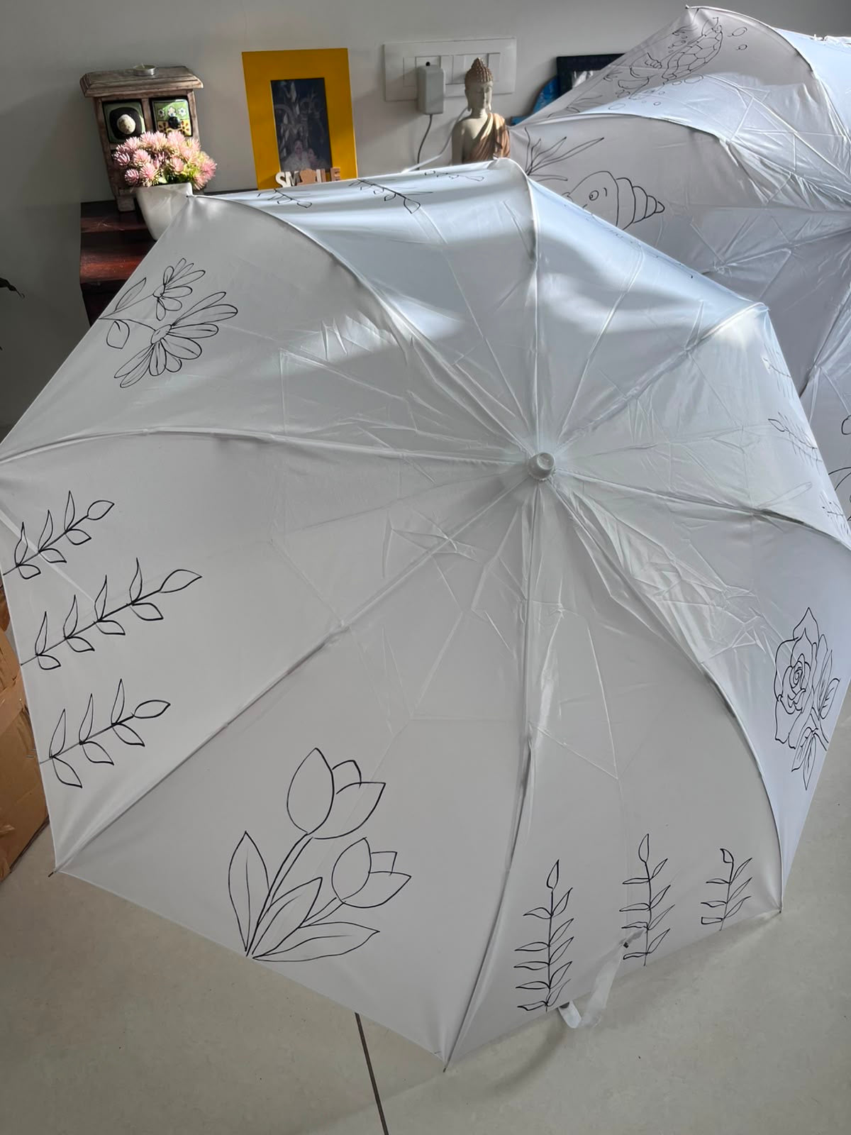 Botanical Garden DIY Umbrella Activity Kit - uncoloured with tulips, roses, leaves and fern outlines