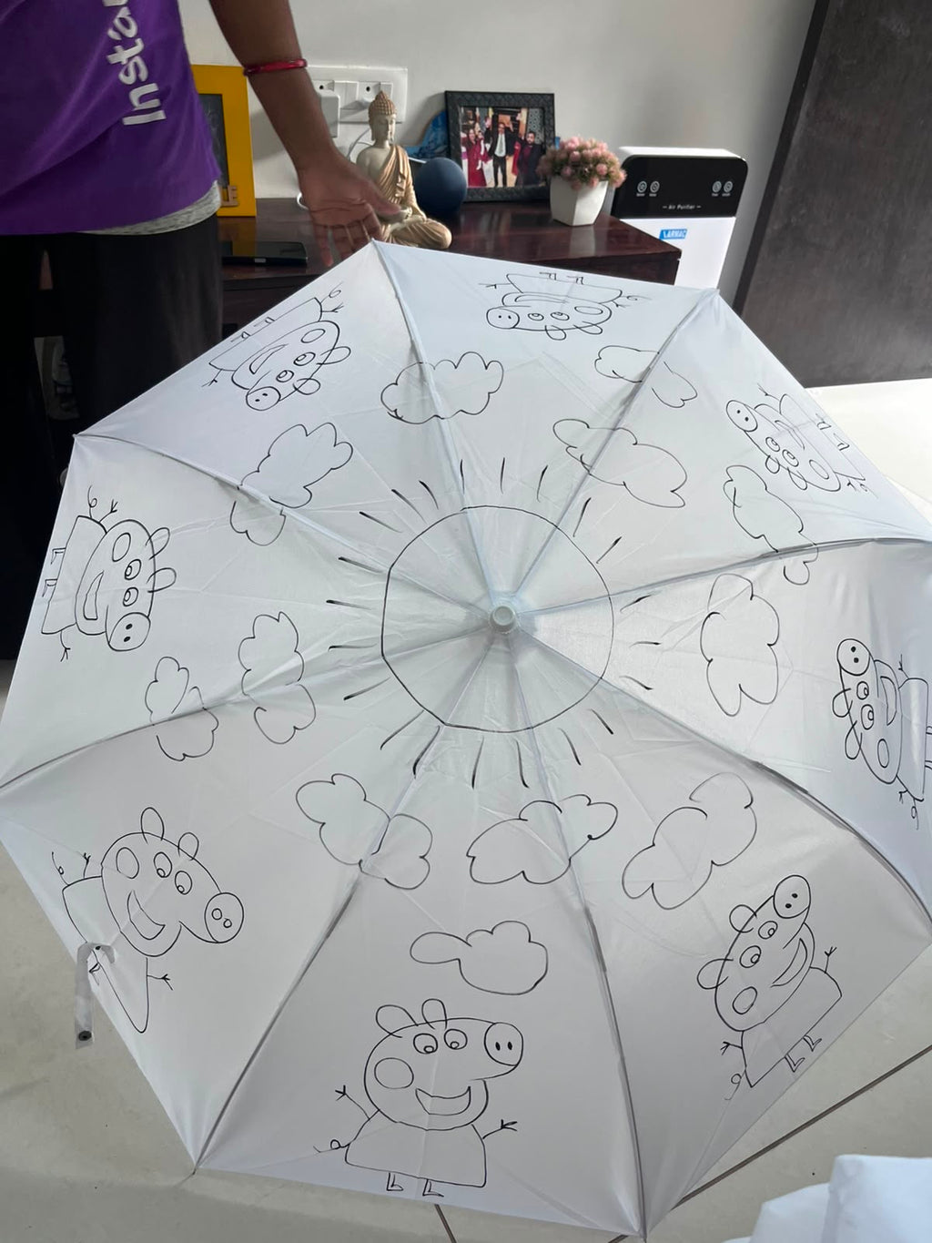 Peppa Pig DIY Umbrella - outline design ready to paint