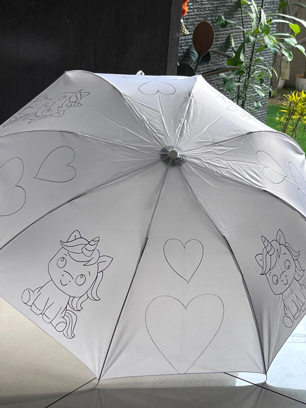 Unicorn & Hearts DIY Umbrella - outline design ready to paint