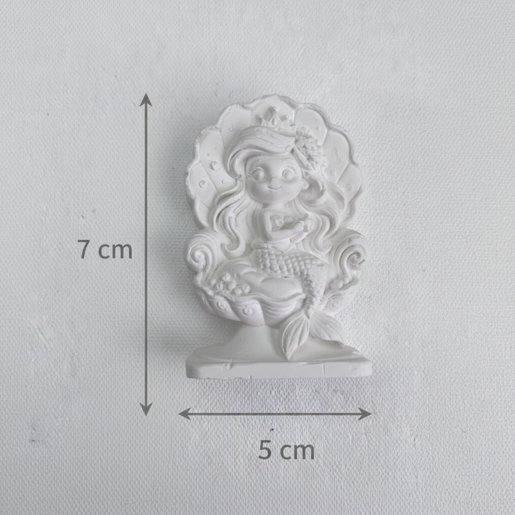 Measurement chart for Mermaid Queen Plaster Figure – approx 7cm tall x 5cm wide