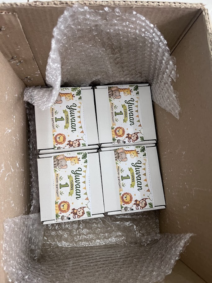 4 inch fridge magnet packaging boxes with personalized name banner - safari theme example