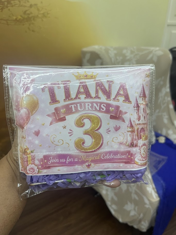 DIY kit packing with name banner - Tiana Turns 3