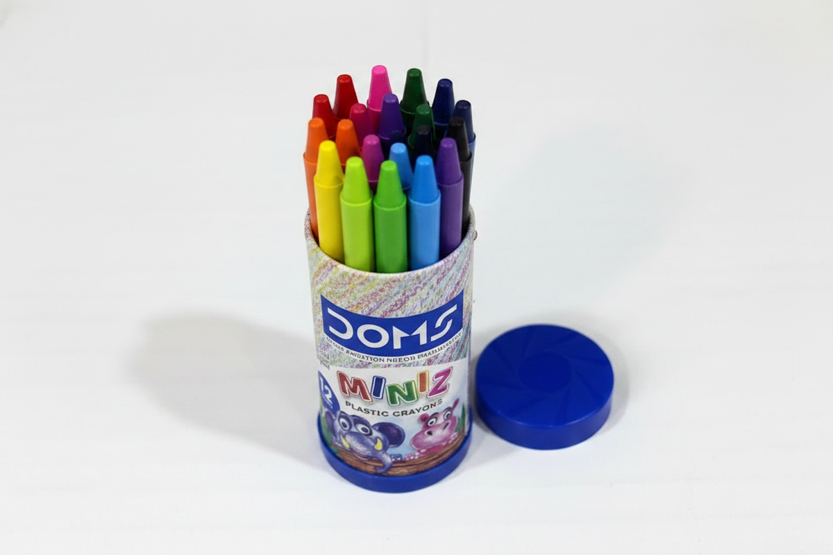 DOMS Miniz Plastic Crayons open container showing 12 coloured crayons